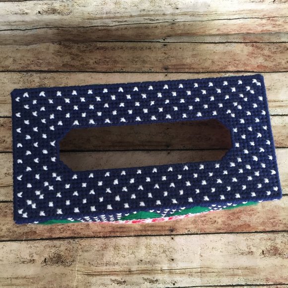 Handmade Needlepoint Christmas Tissue Box Cover - Picture 2 of 3